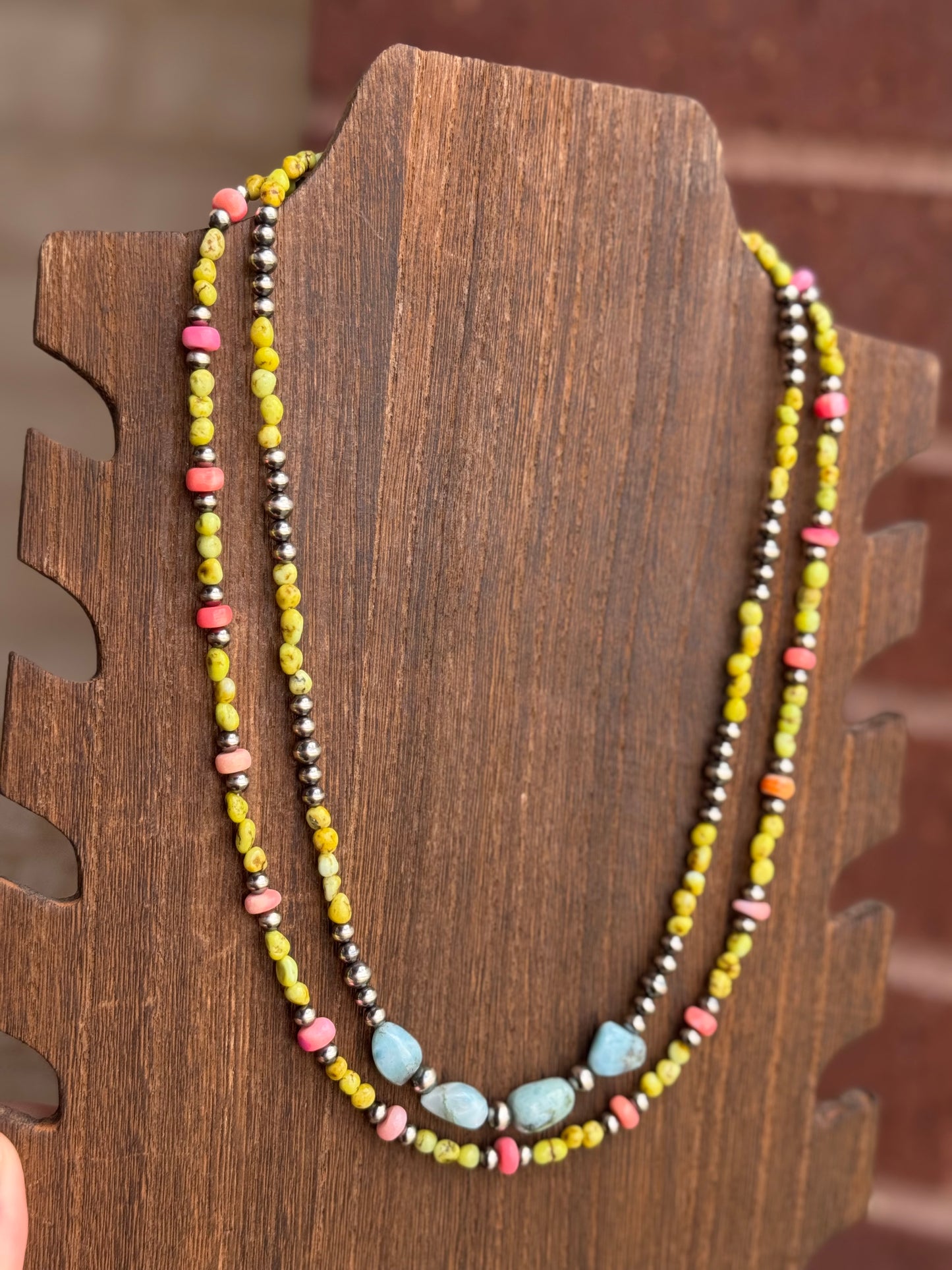 Palomino & hot pink necklace