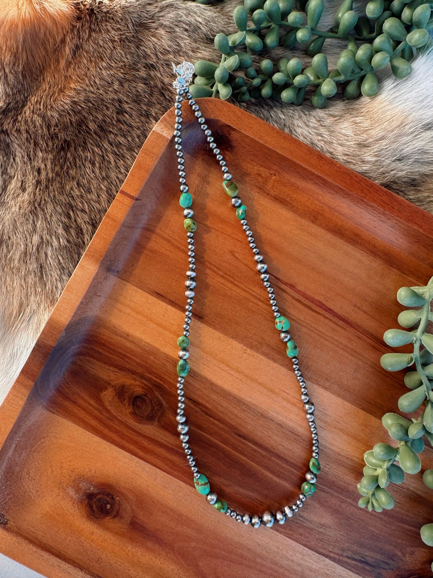 The Belle Necklace