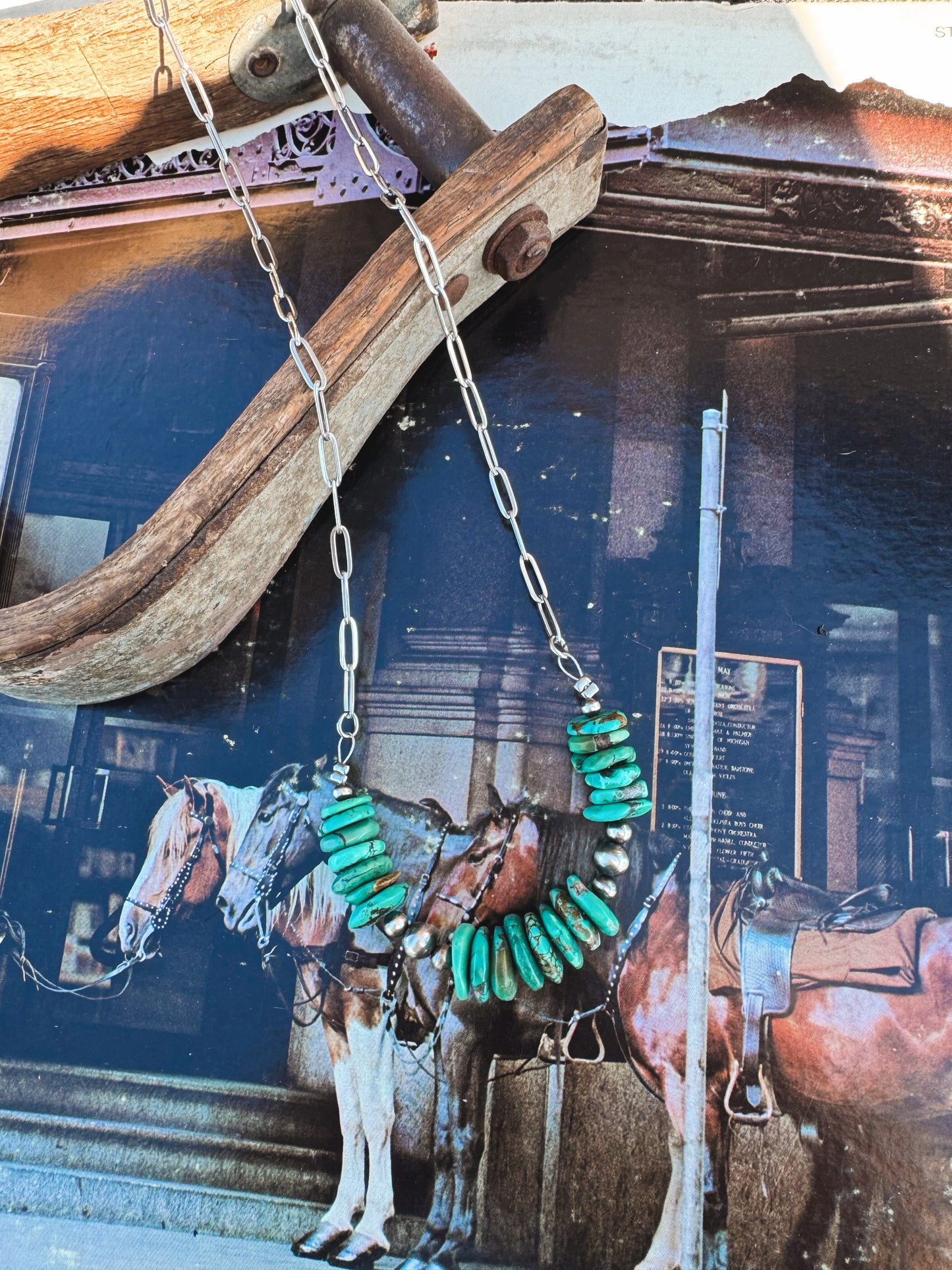 The Mabel bar necklace