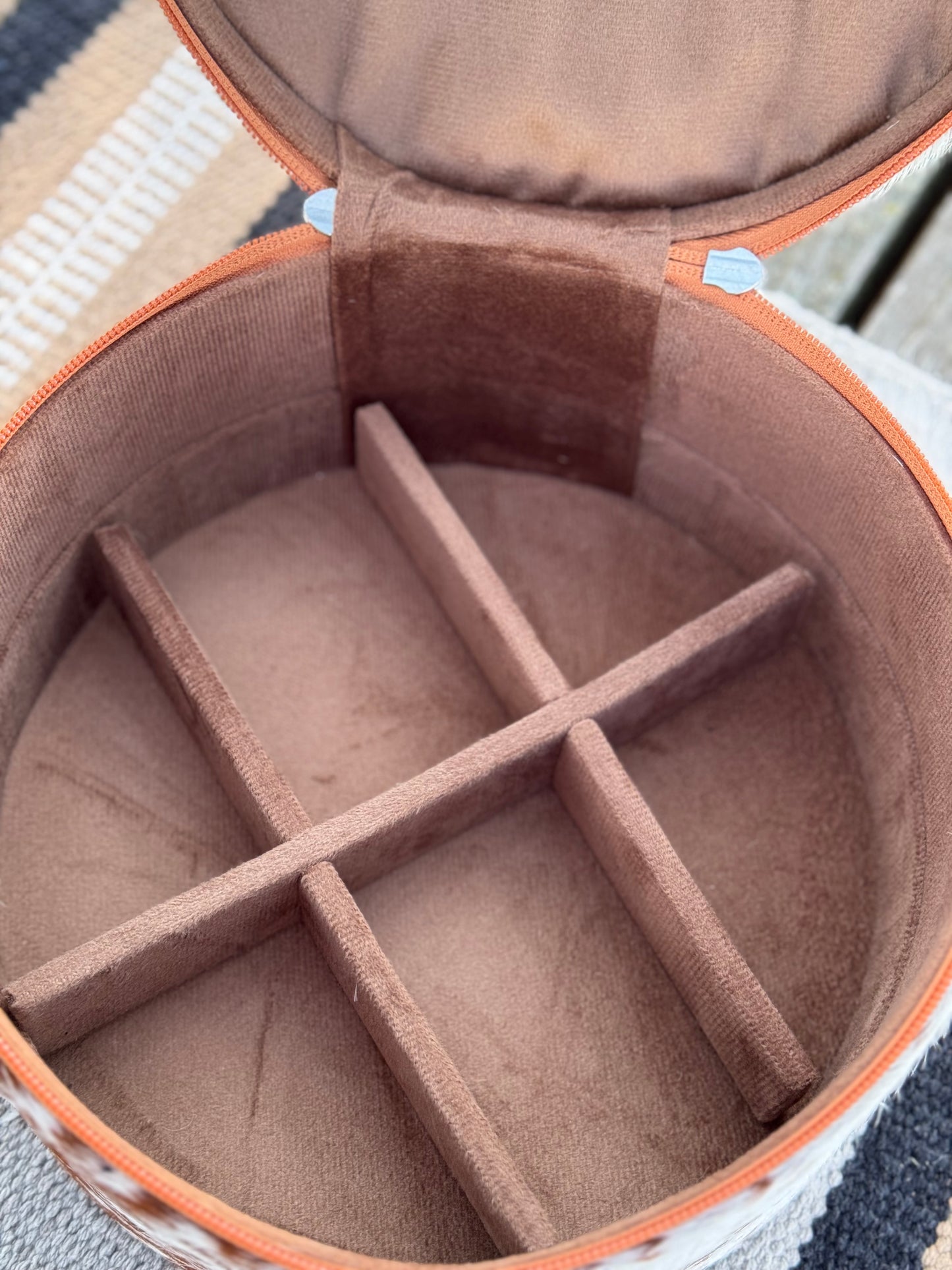 Large Cowhide Jewelry Case