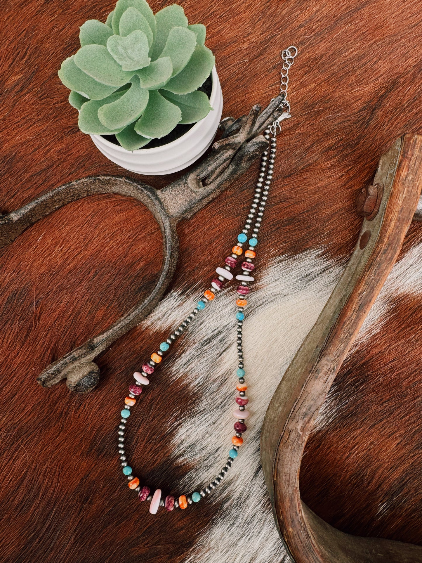 The Iris Necklace